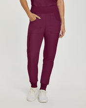 Load image into Gallery viewer, Landau FORWARD Women&#39;s Joggers in Petite / Tall